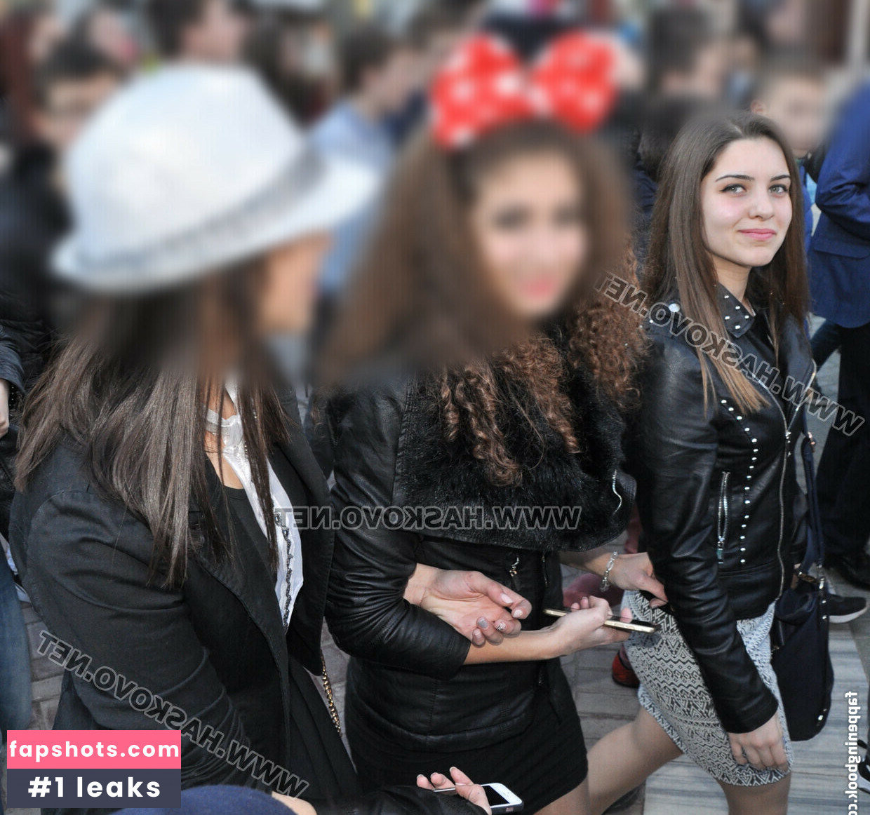 Mass Massage nude babe gallery