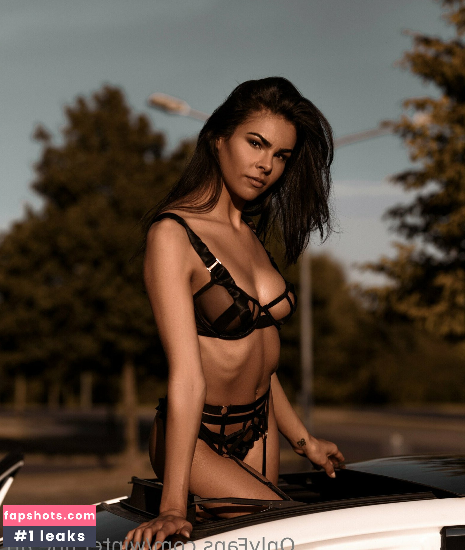 Matea Mihaljević gallery photo #6