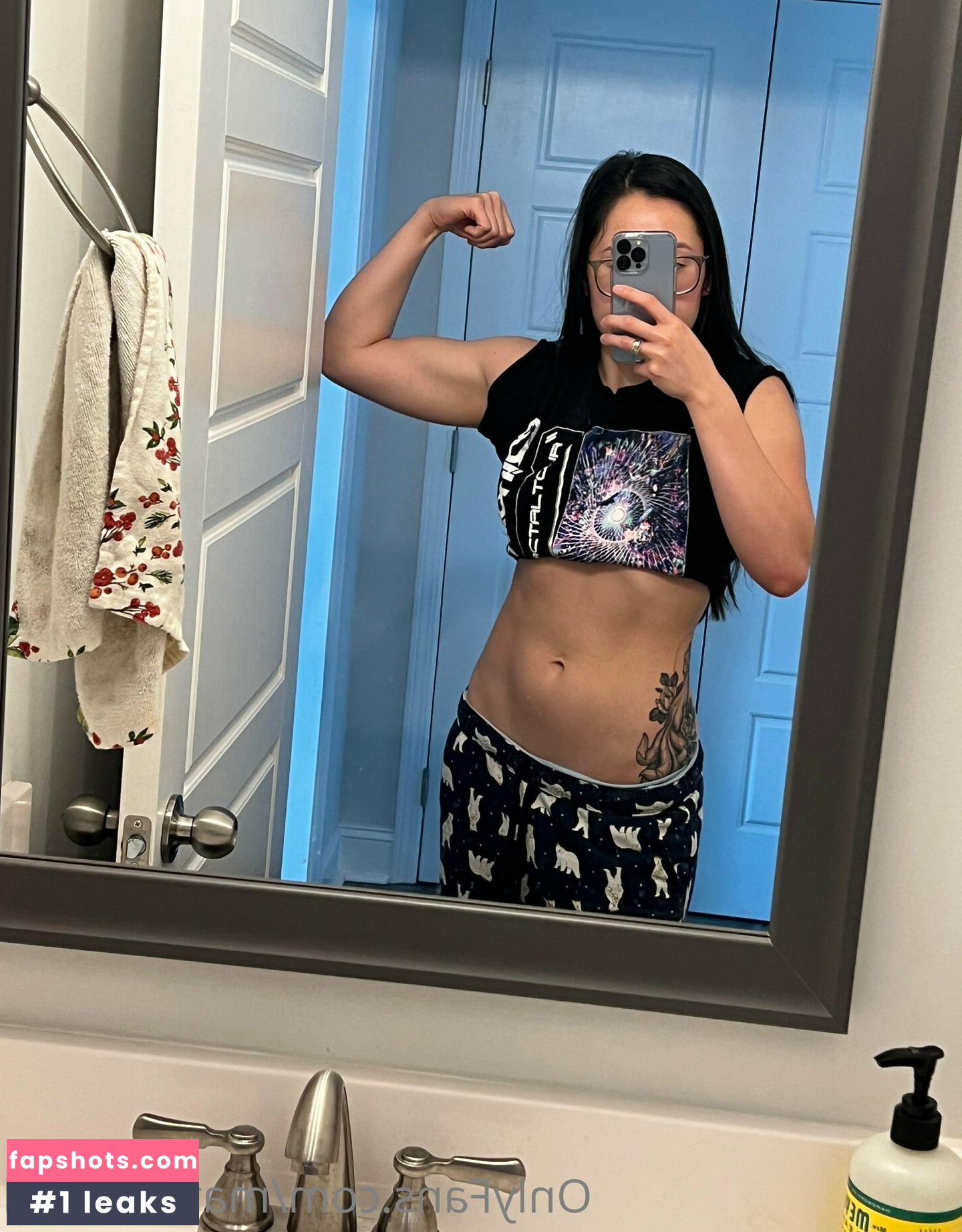 materialsgirl gallery photo #7