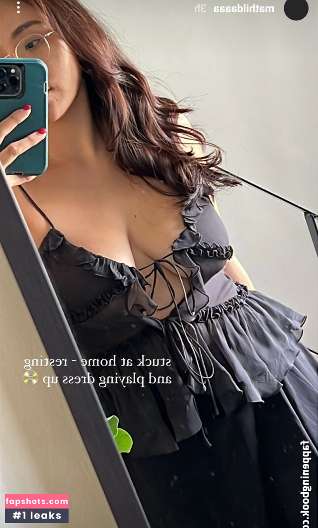 Mathilda Huang gallery photo #14