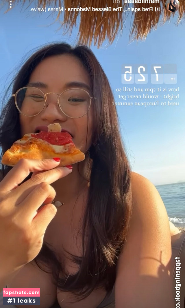 Mathilda Huang gallery photo #20