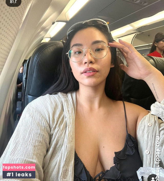 Mathilda Huang gallery photo #3