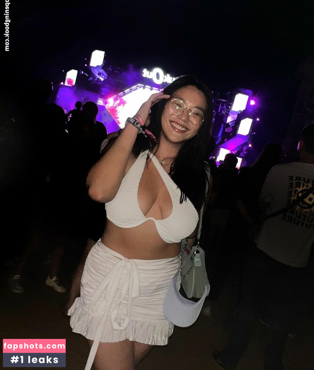 Mathilda Huang gallery photo #21