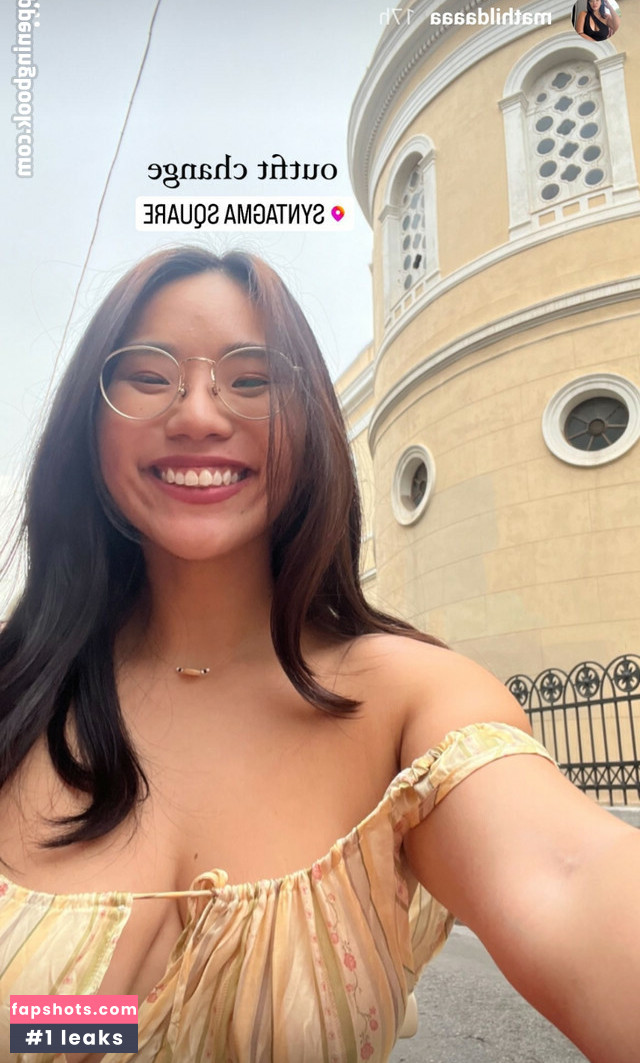 Mathilda Huang gallery photo #32