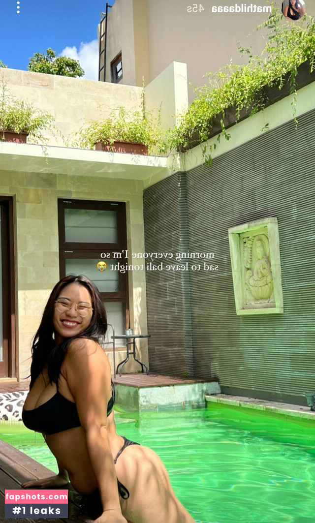 Mathilda Huang gallery photo #53