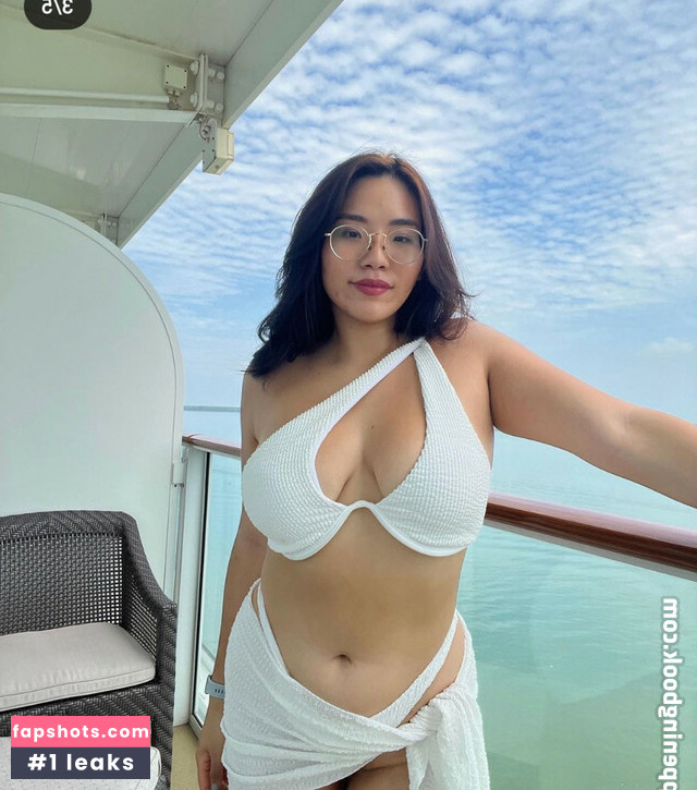 Mathilda Huang gallery photo #57