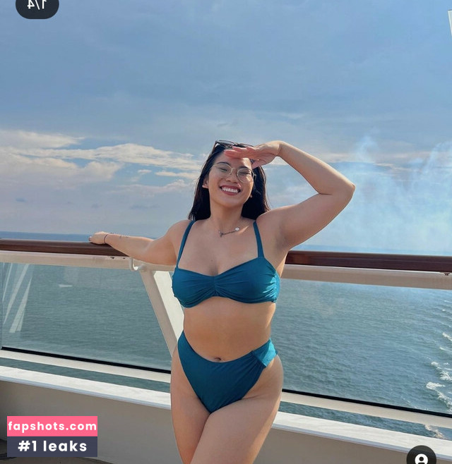 Mathilda Huang gallery photo #7