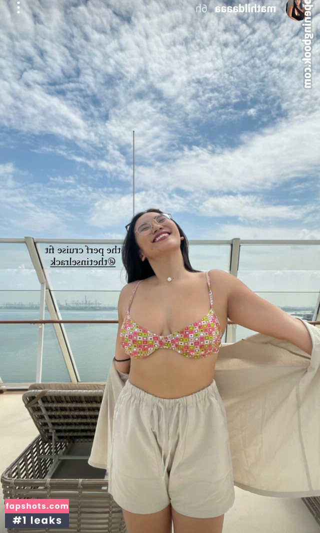 Mathilda Huang gallery photo #65