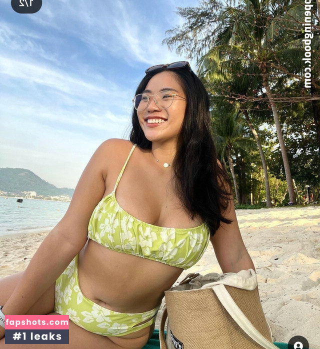 Mathilda Huang gallery photo #68