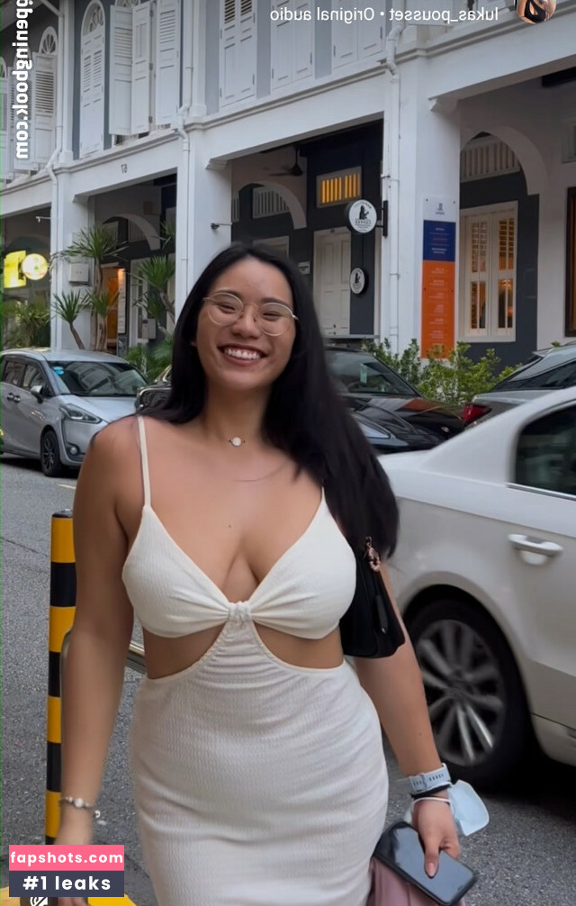 Mathilda Huang gallery photo #69