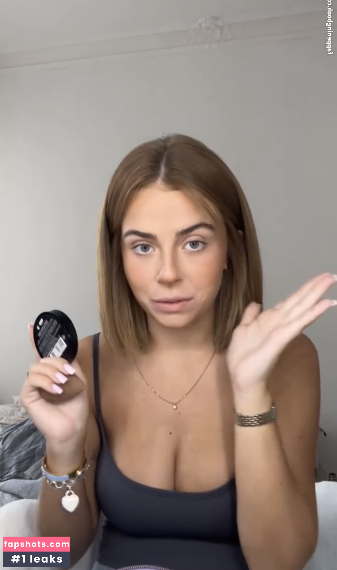 Mathilda.mkh Filtración Desnuda OnlyFans Foto #18 - Fapshots