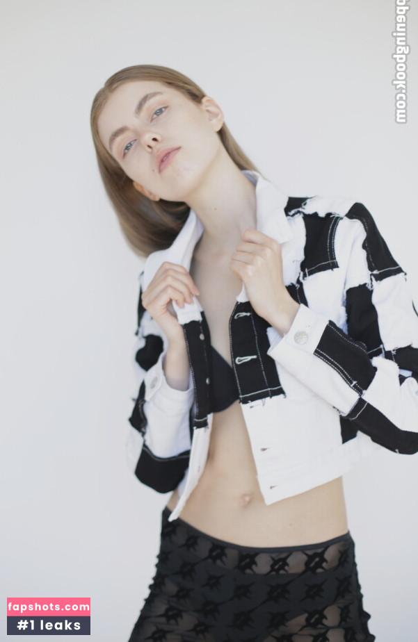 Mathilda Toresdotter gallery photo #16