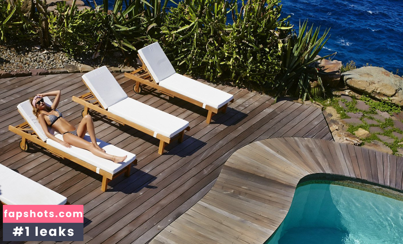 Mathilde Frachon gallery photo #6