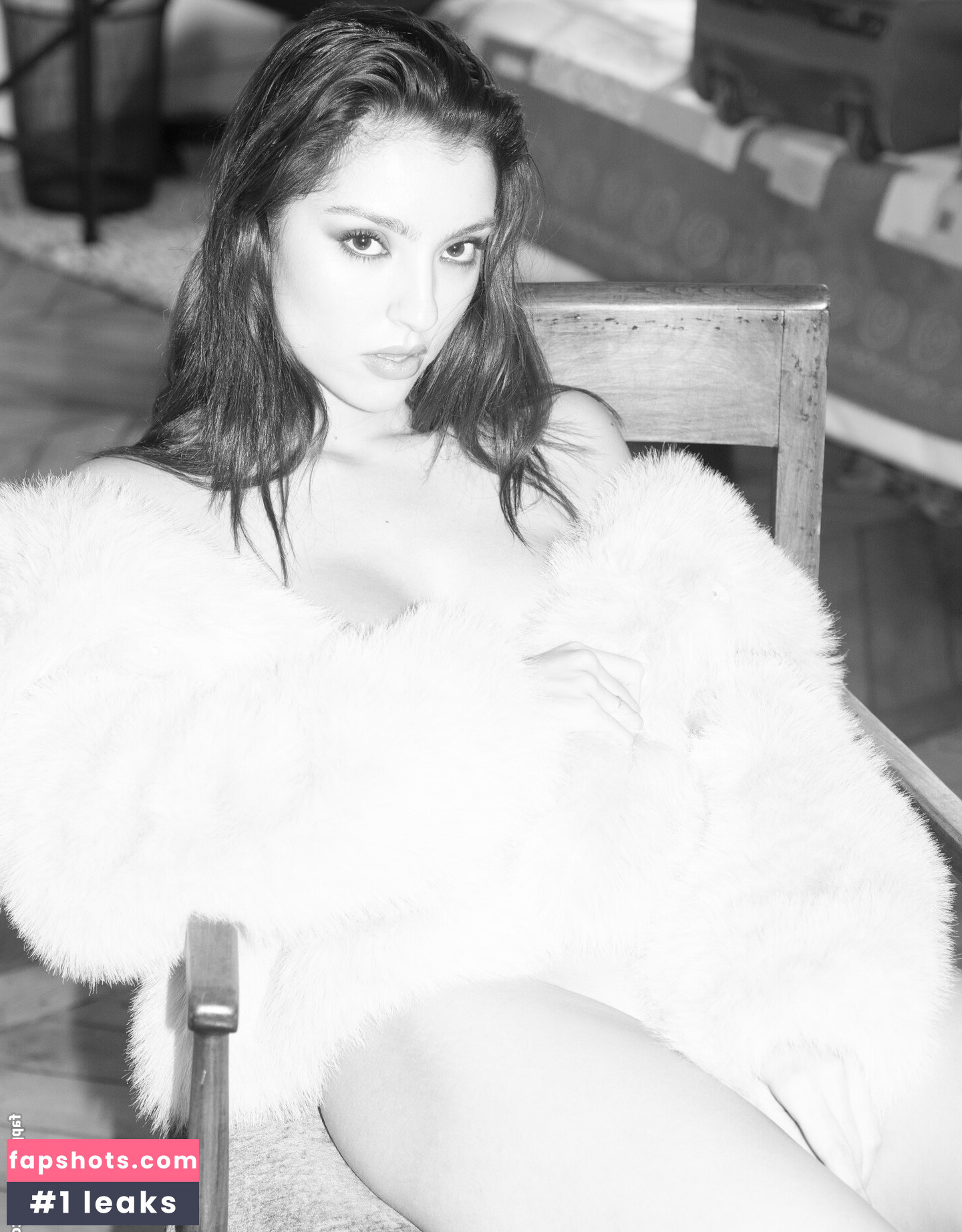 Mathilde Lasry Nude Leaks OnlyFans Photos #14 - LeakJerk