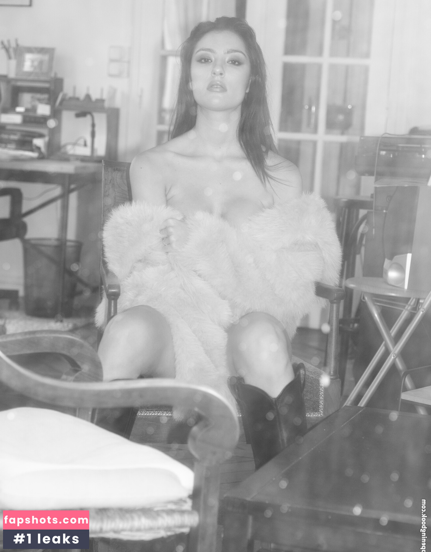 Mathilde Lasry Nude Leaks OnlyFans Photos #4 - LeakJerk