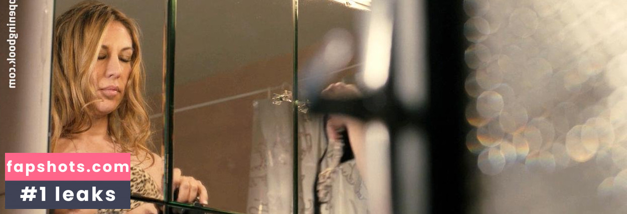 Mathilde Seigner gallery photo #34