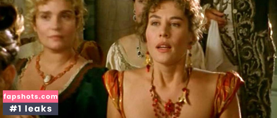 Mathilde Seigner gallery photo #38