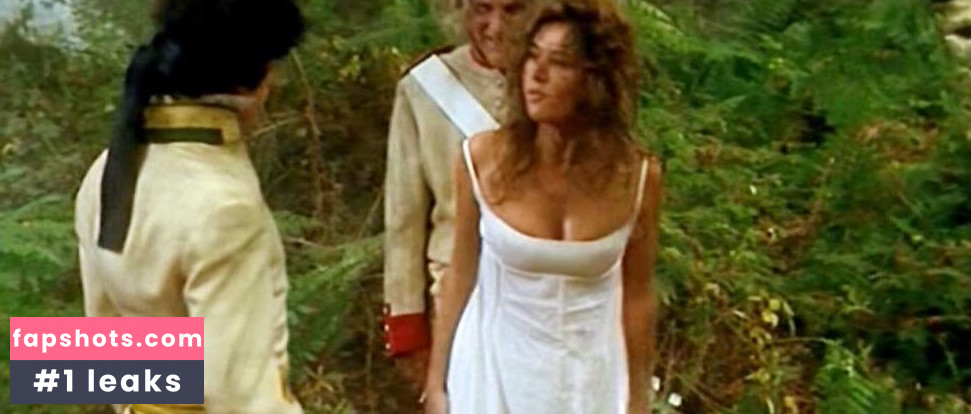 Mathilde Seigner gallery photo #44