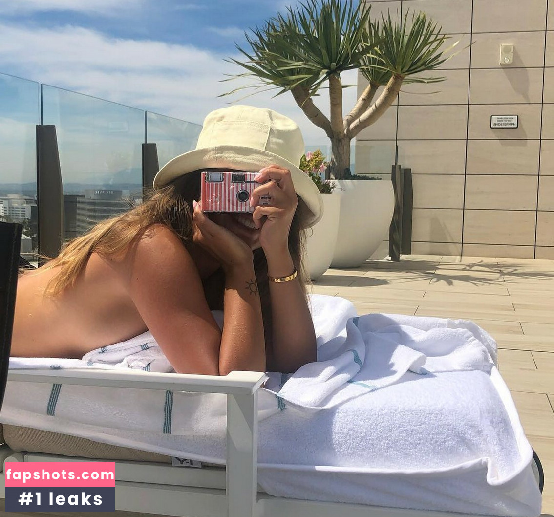 Matilda Djerf gallery photo #8