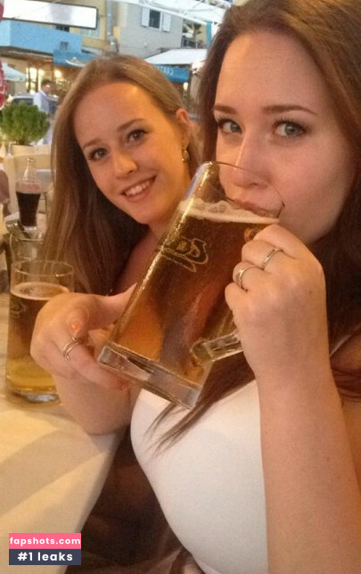 Maton Twins gallery photo #18