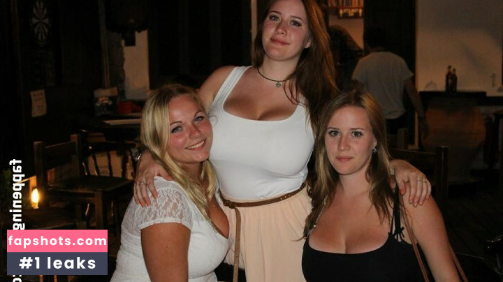 Maton Twins gallery photo #26