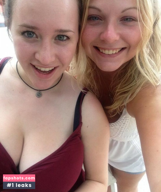 Maton Twins gallery photo #7