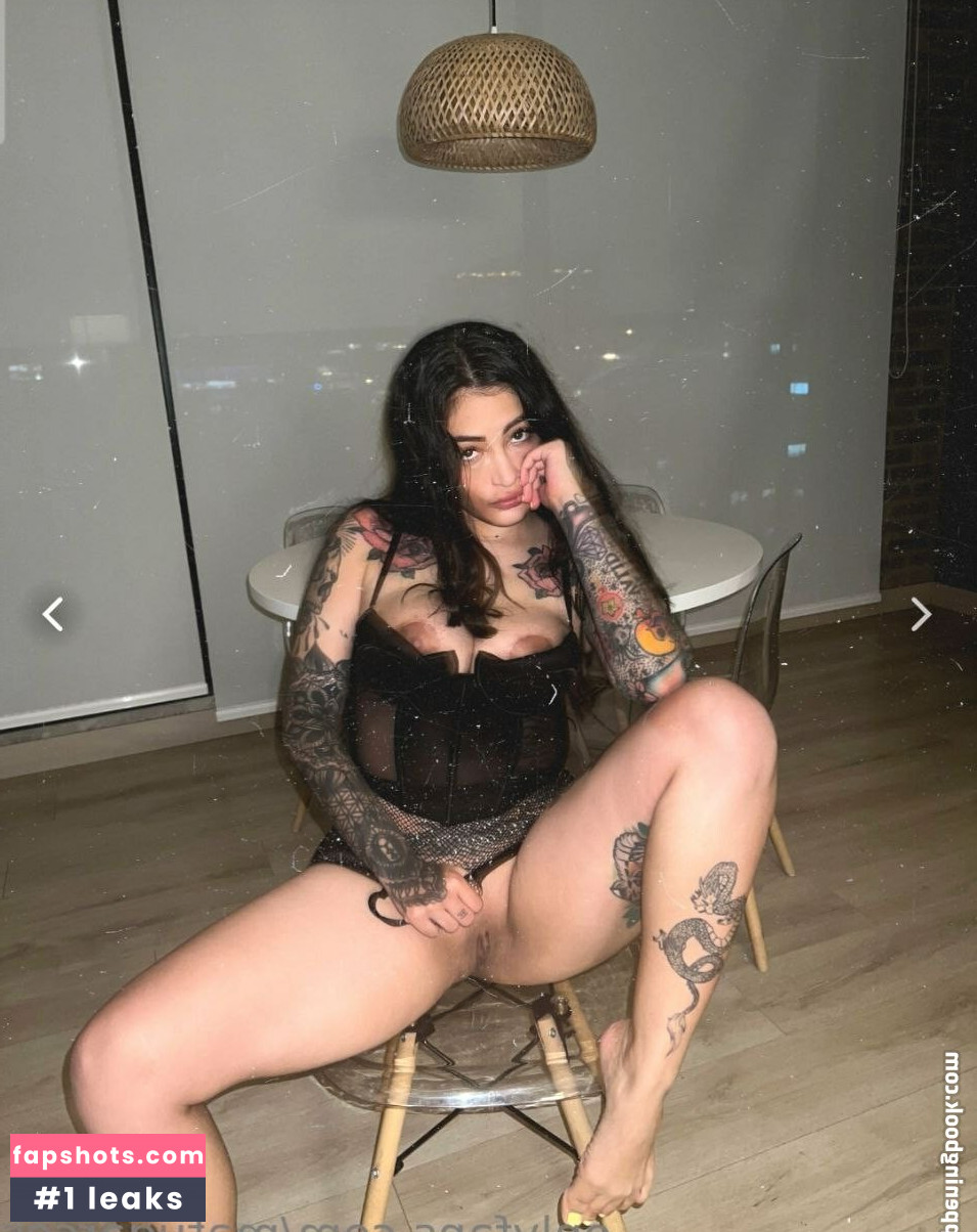 Matu Garces gallery photo #31