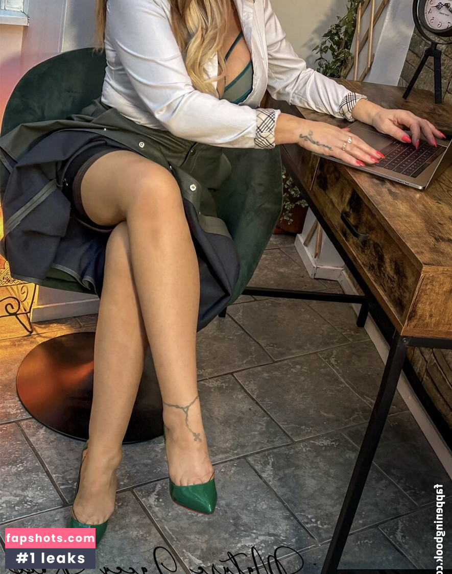 MatureLaceyRose gallery photo #5