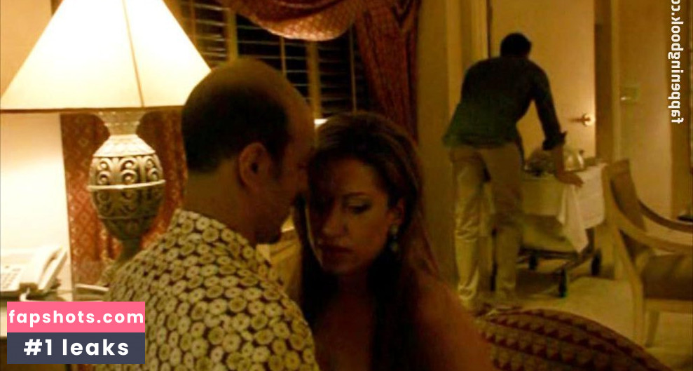 Maureena Galindo gallery photo #4