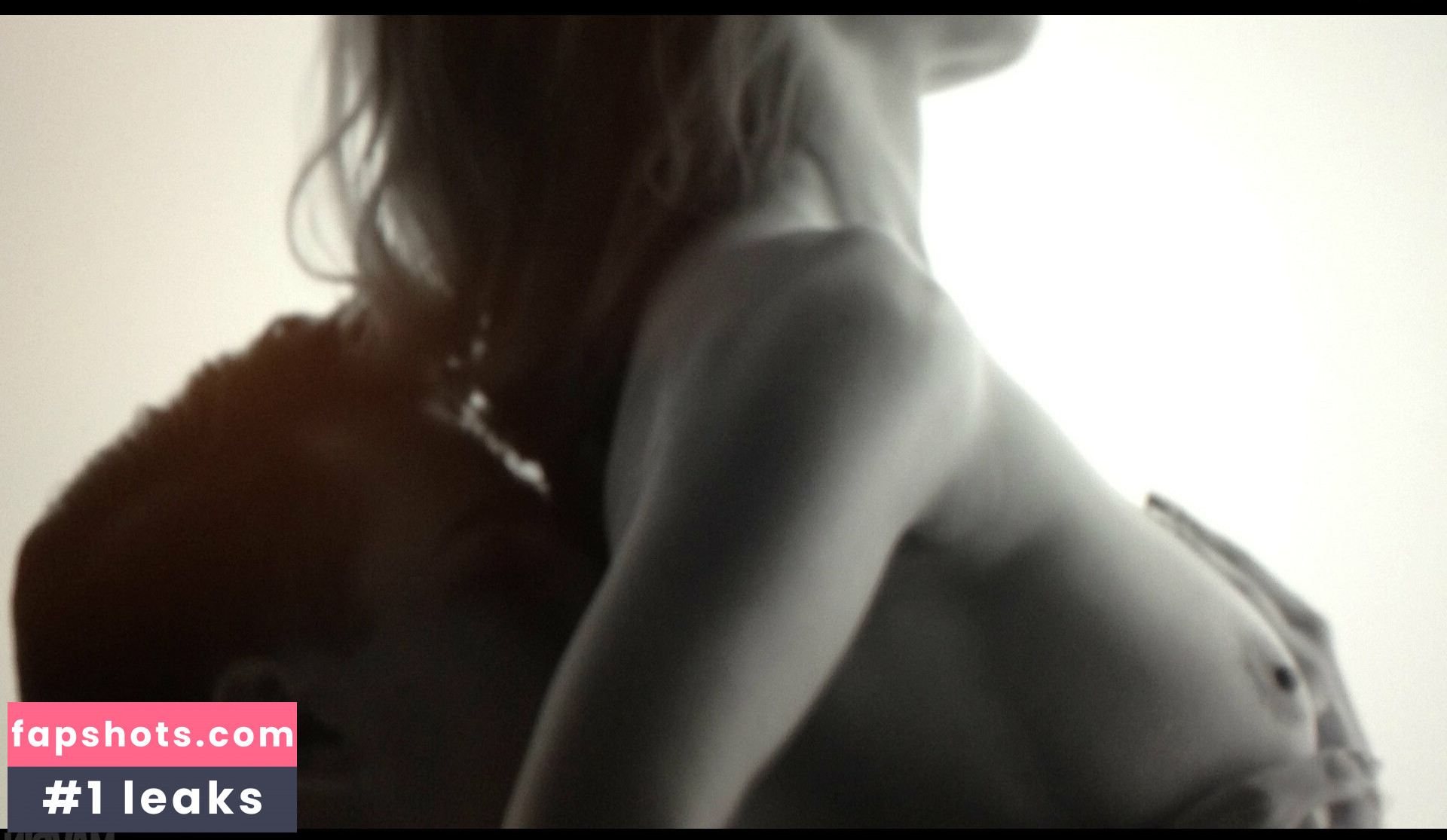 MAVRIN Magazine gallery photo #2