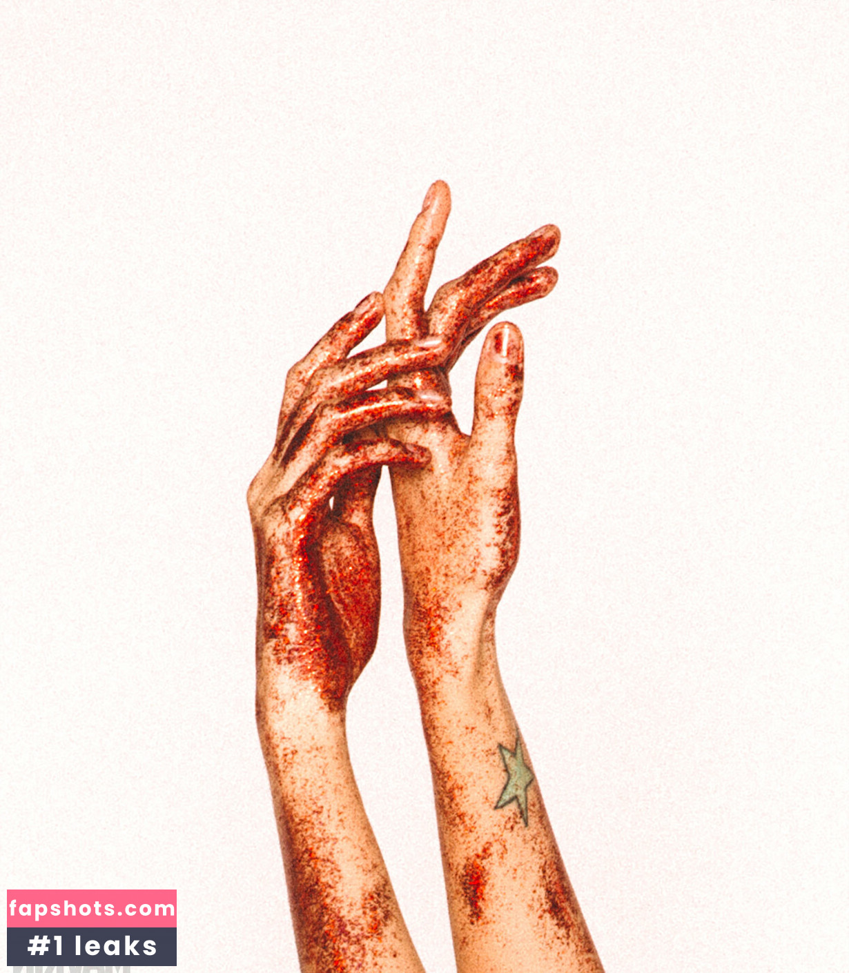 MAVRIN Magazine Nahé úniky fotek pouze od fanoušků #510 - Fapshots