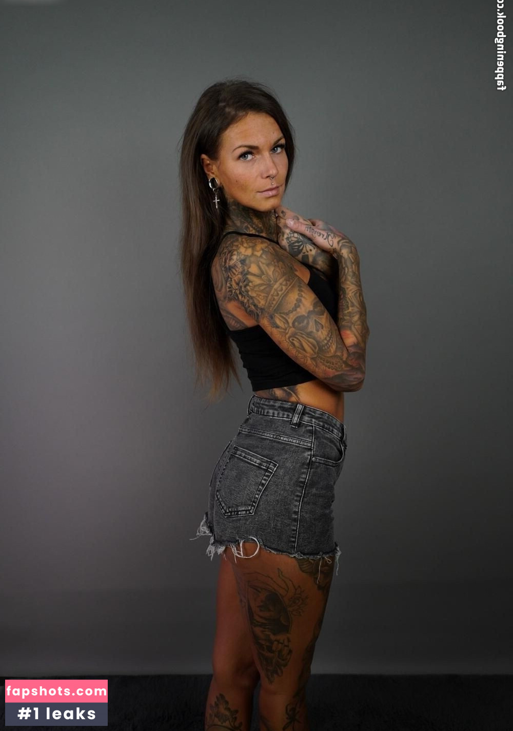 Maxiink_ gallery photo #10