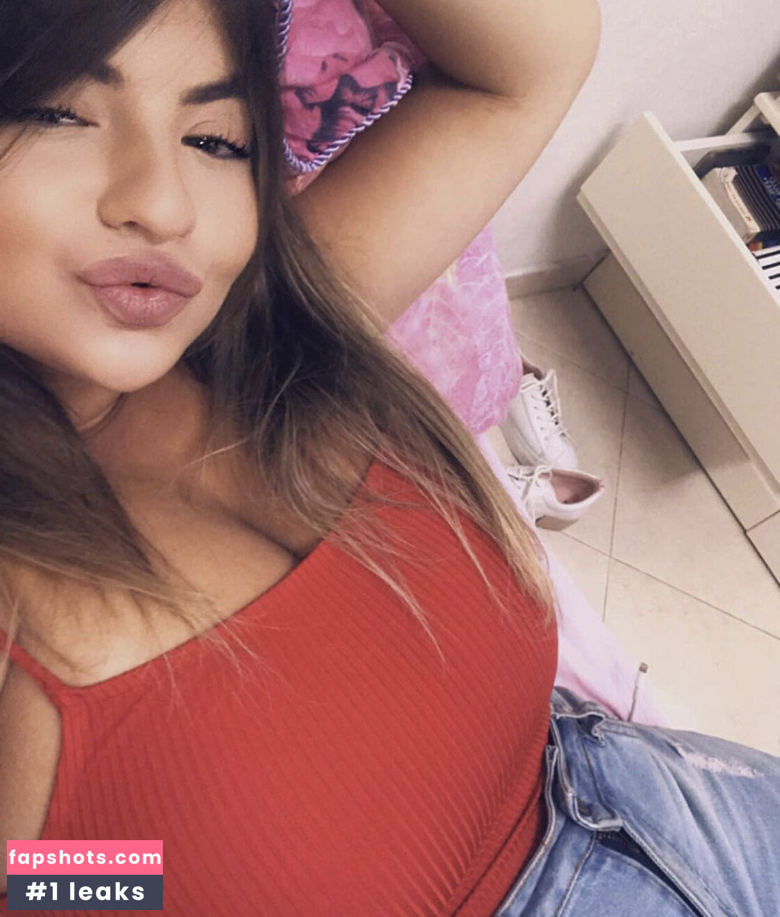 May Tehila Zafrani gallery photo #3