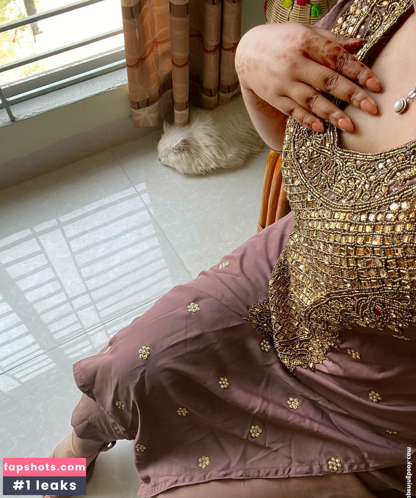 Maya Diba gallery photo #4