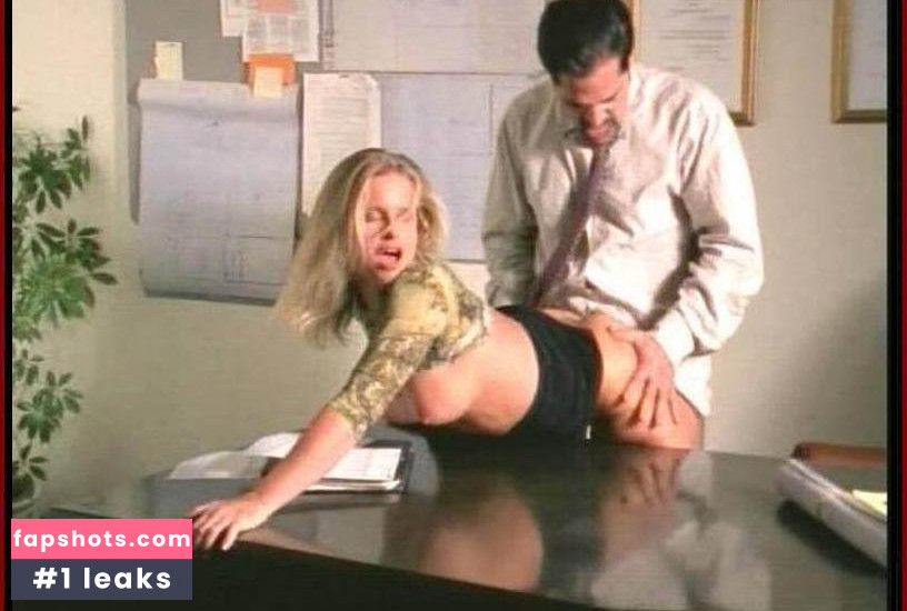 Maya Divine gallery photo #11