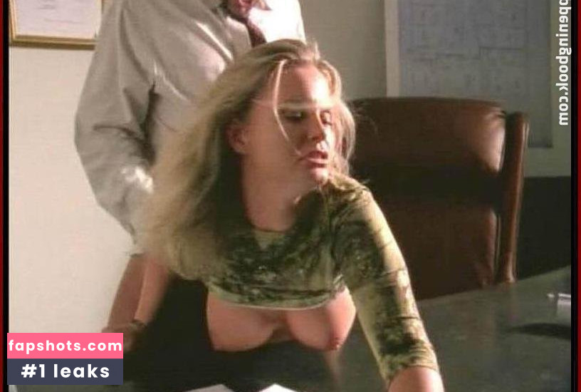 Maya Divine gallery photo #10