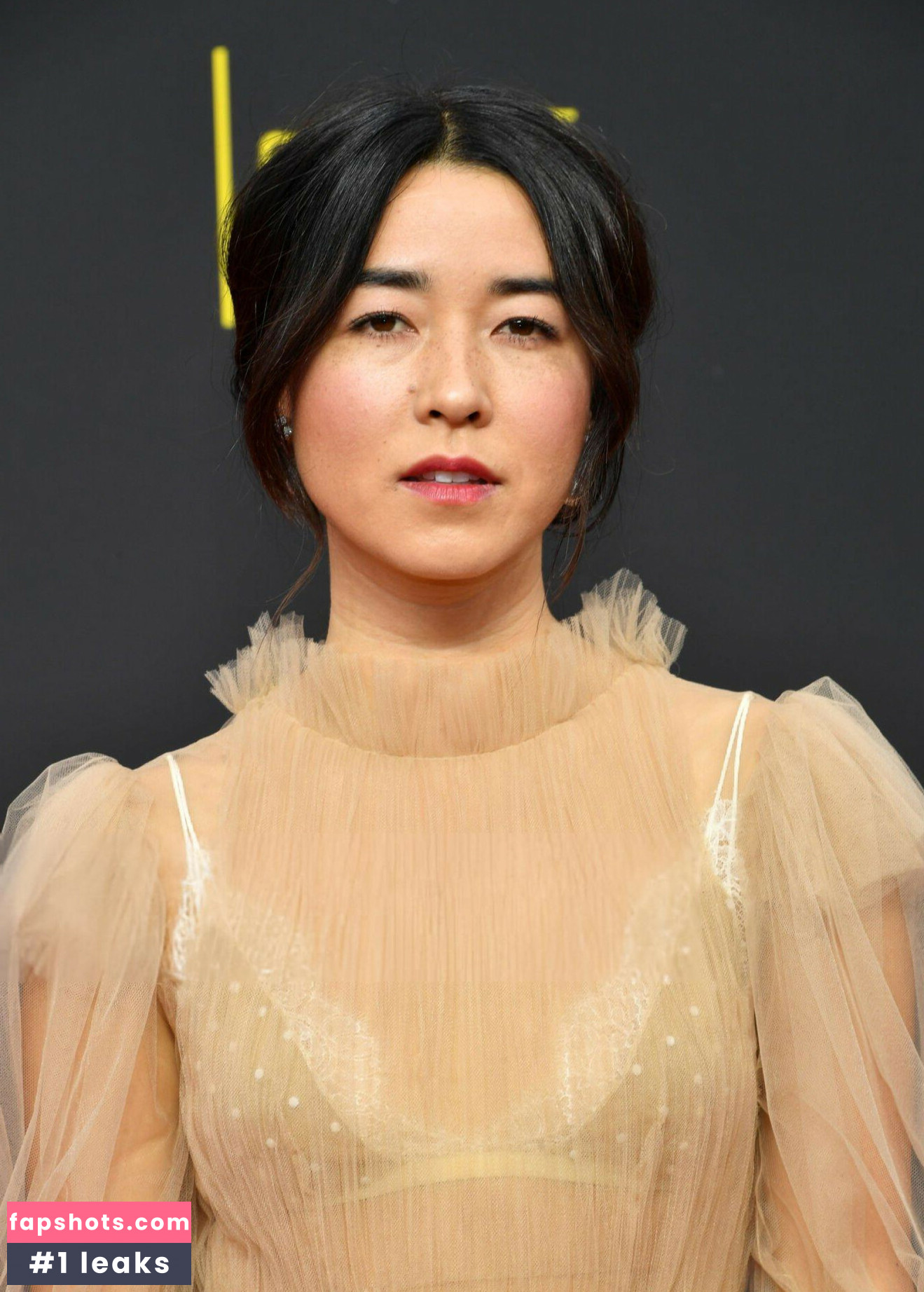 Maya Erskine gallery photo #2
