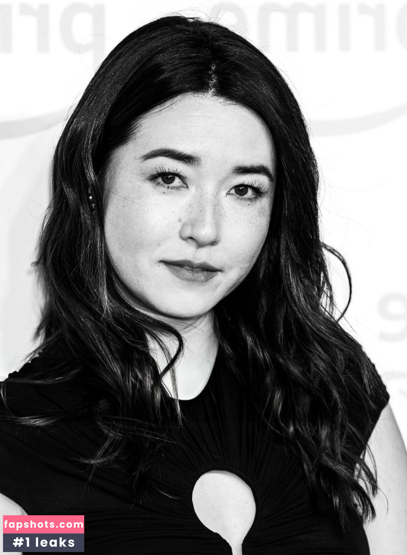 Maya Erskine gallery photo #11