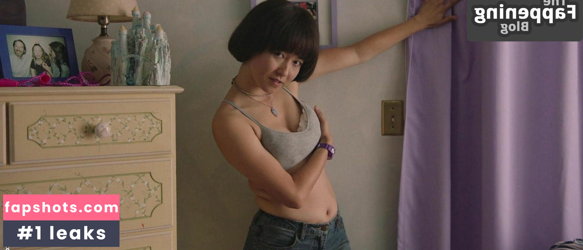 Maya Erskine gallery photo #25