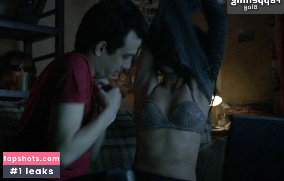 Maya Erskine gallery photo #33