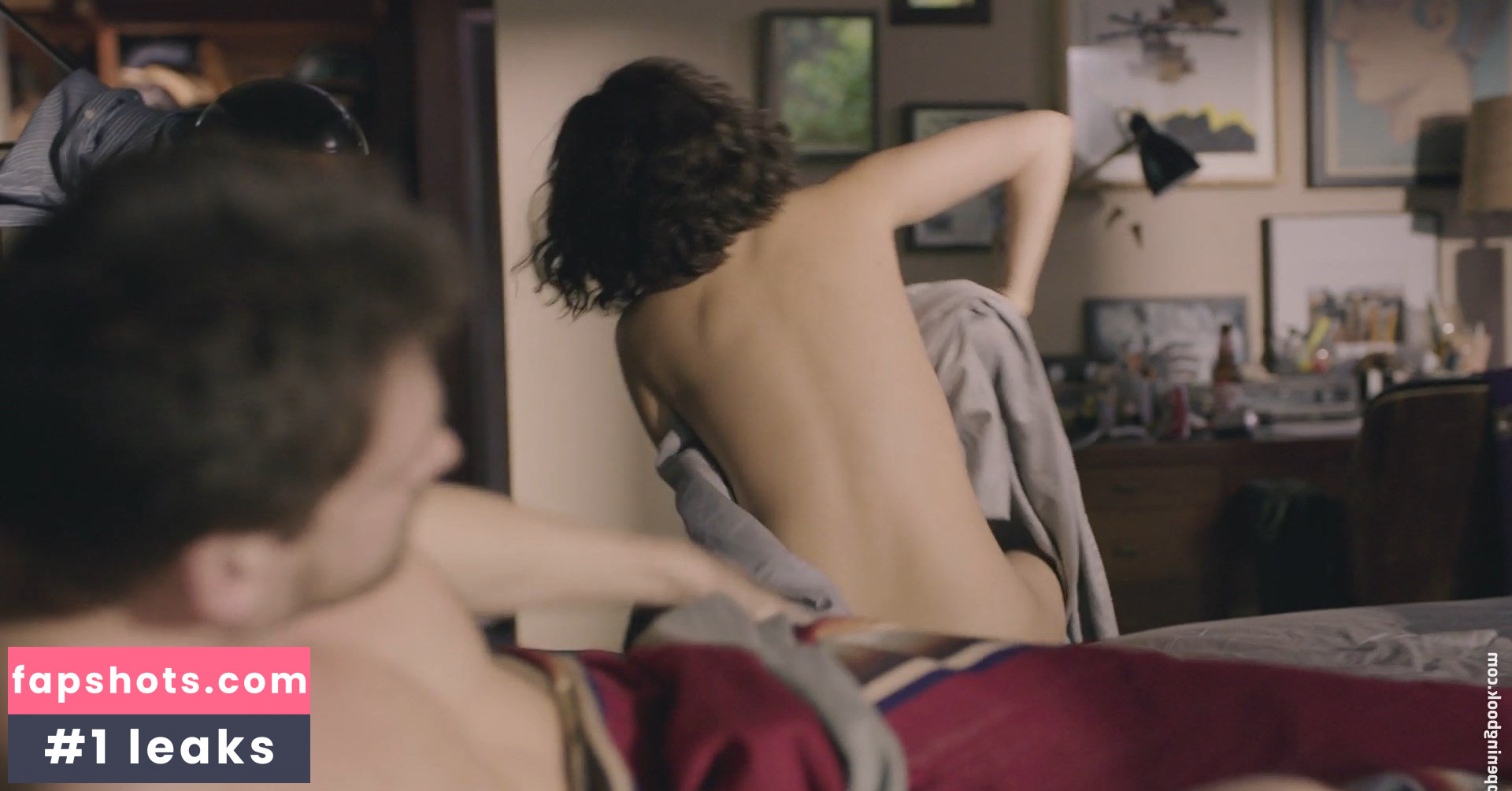 Maya Erskine gallery photo #35