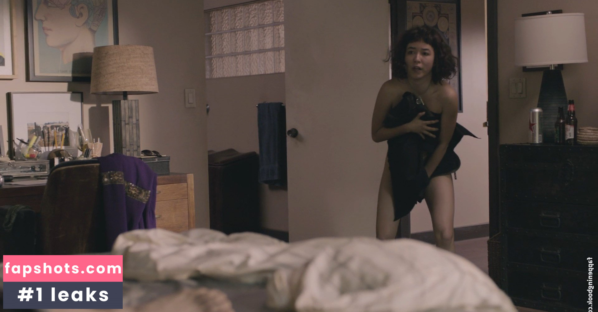 Maya Erskine gallery photo #37