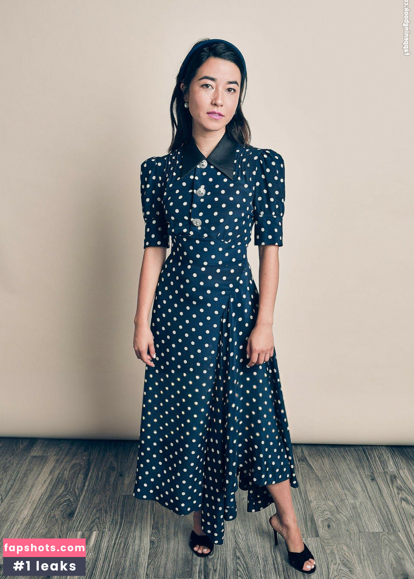 Maya Erskine gallery photo #10