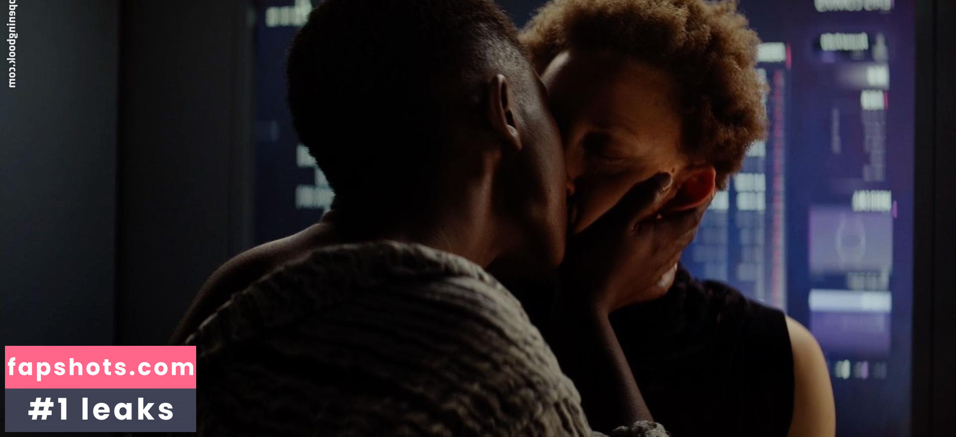 Maya Eshet gallery photo #2