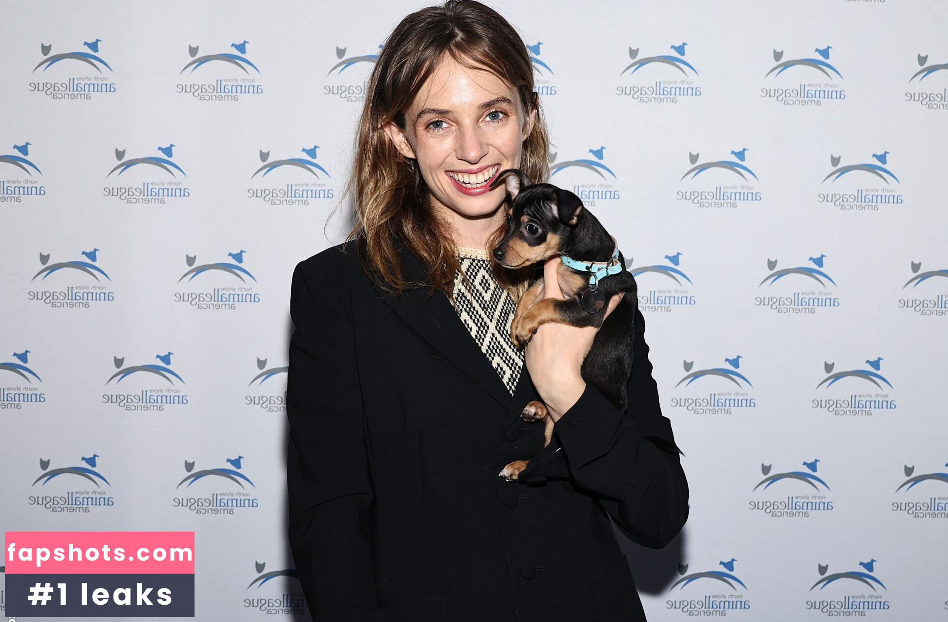 Maya Hawke gallery photo #109