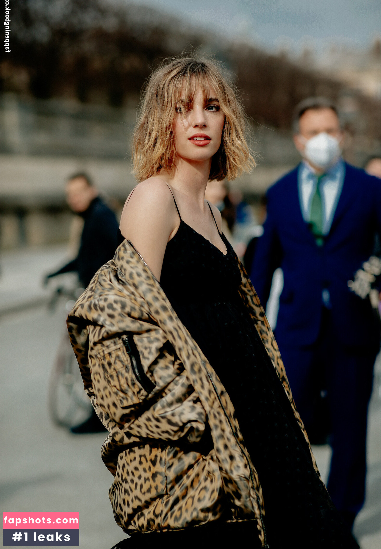 Maya Hawke gallery photo #121