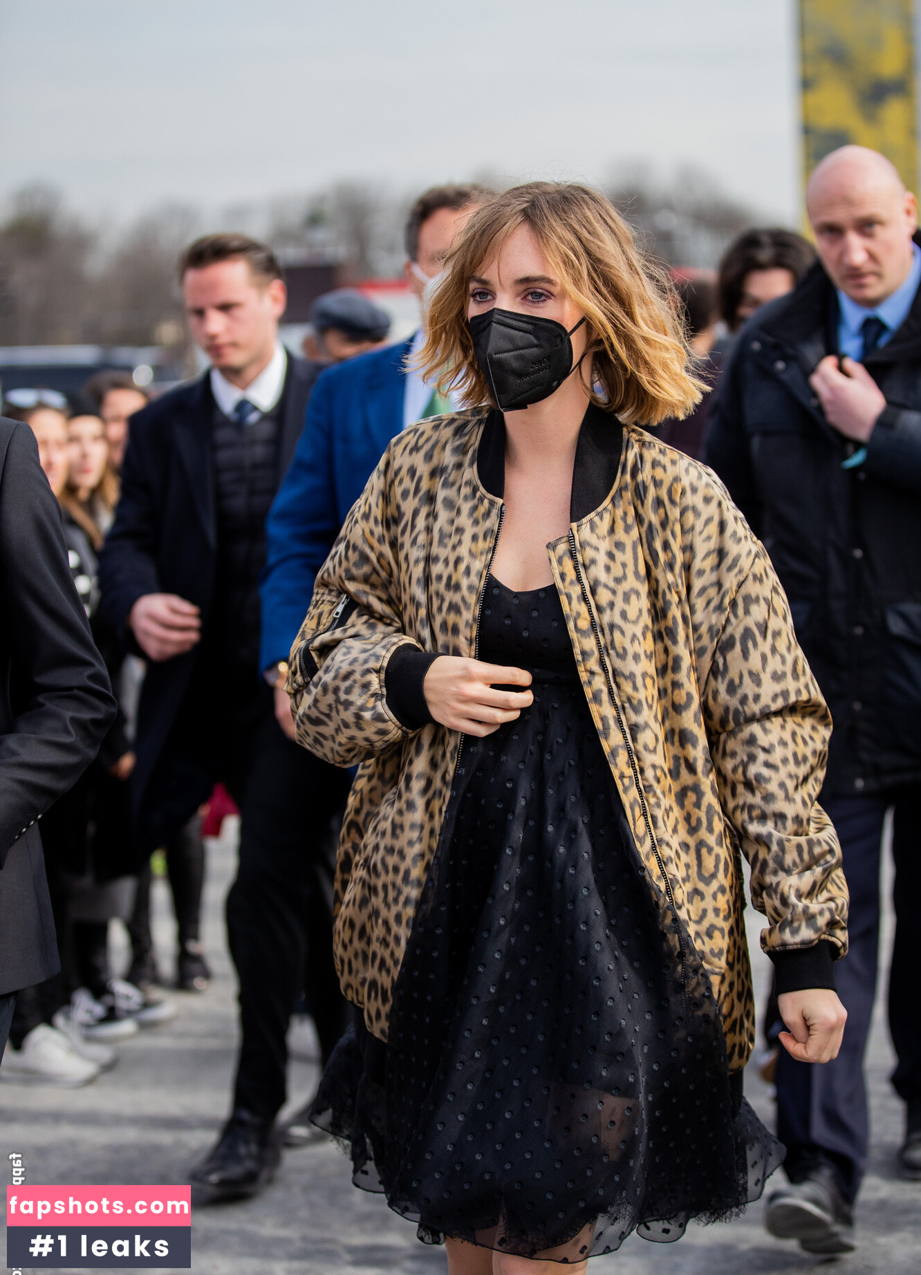 Maya Hawke gallery photo #122