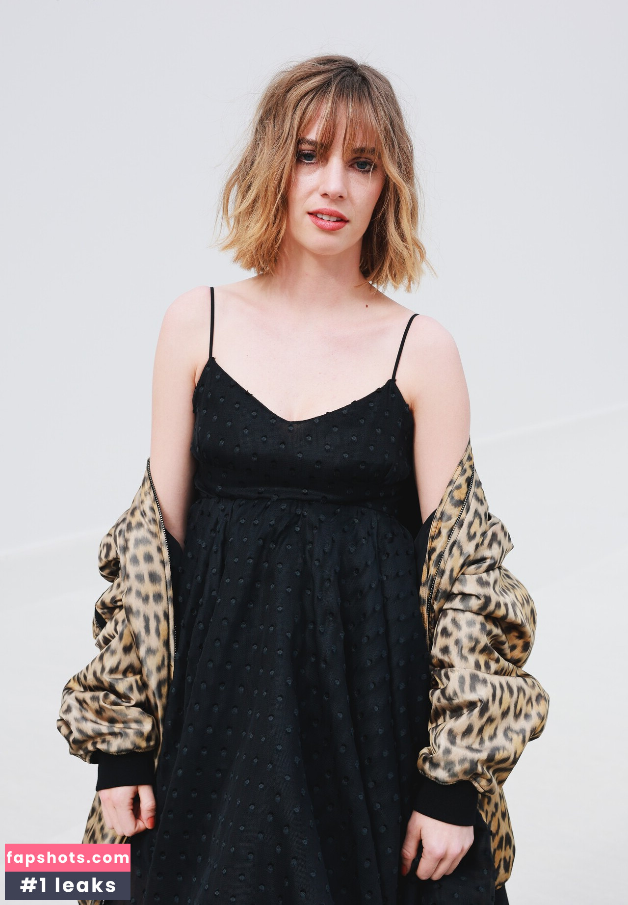 Maya Hawke gallery photo #127