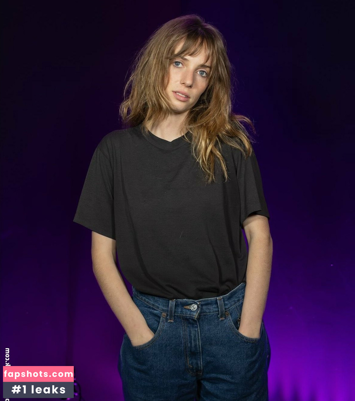 Maya Hawke gallery photo #143