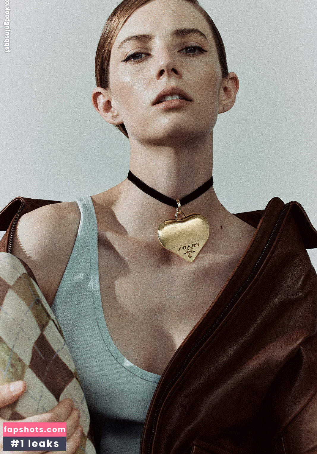 Maya Hawke gallery photo #160